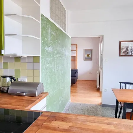 Apartman 10 With Parking, 300m To The Sea *