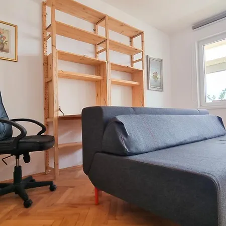 10 With Parking, 300m To The Sea Апартаменти